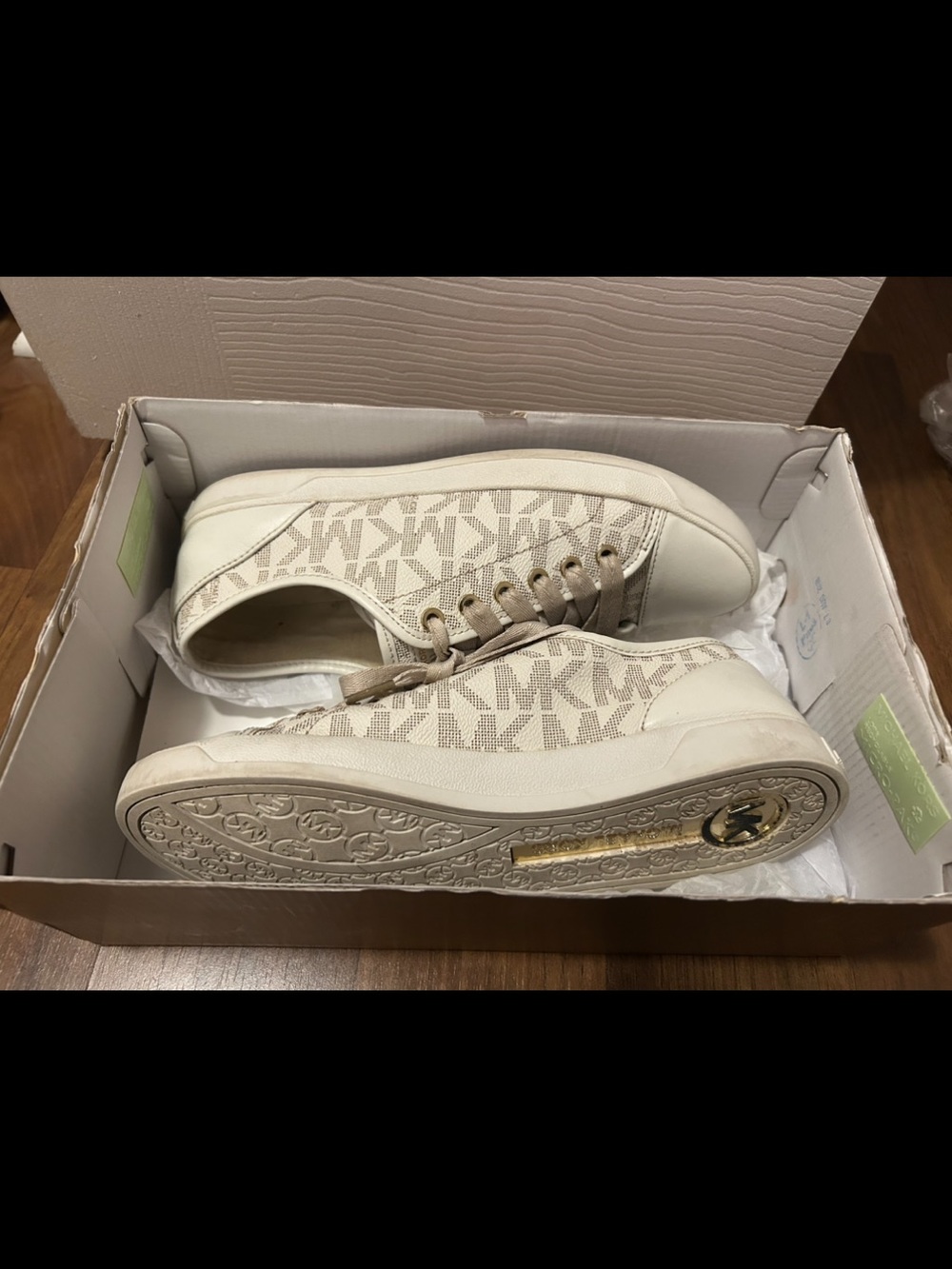 MK City Sneakers